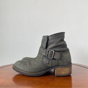 PLDM by Palladium Ankle Moto Boots | US 7